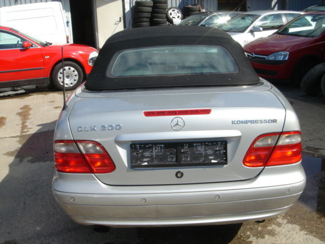 Mercedes Benz () CLK (A208) Cabrio:  