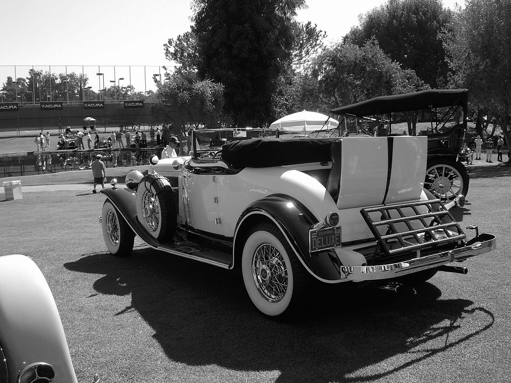 Auburn () 12-16A Roadster, 1932:  