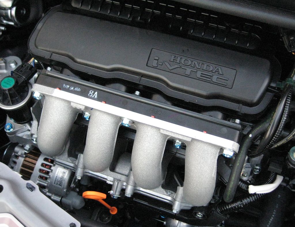 Honda () L13A i-VTEC:  
