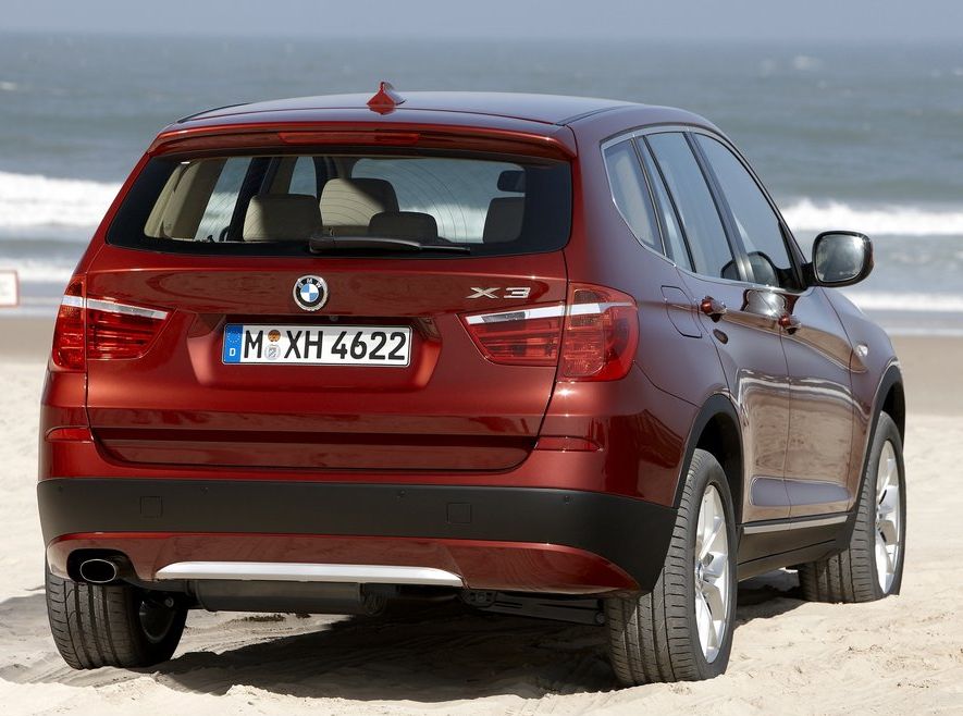 BMW () X3 (F25):  