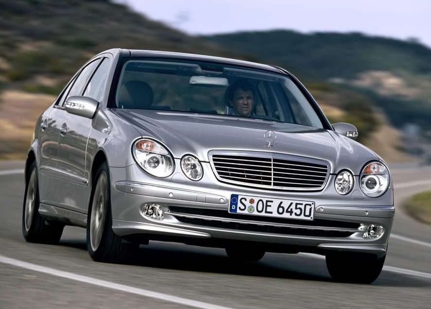 Mercedes Benz () E-Class (W211):  