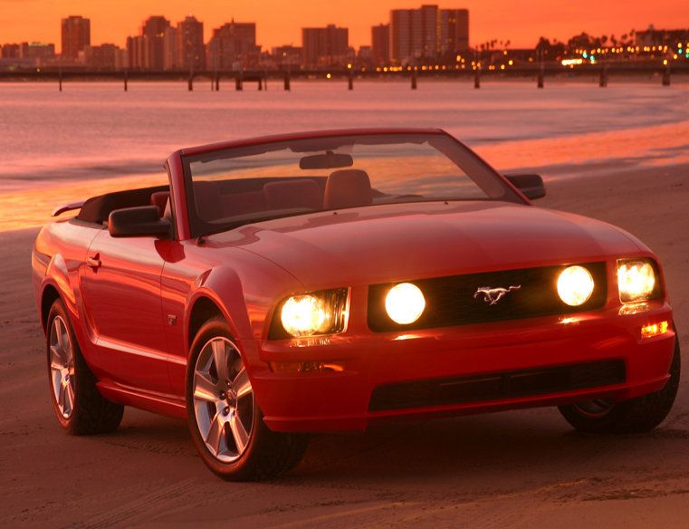 Ford () Mustang V:  