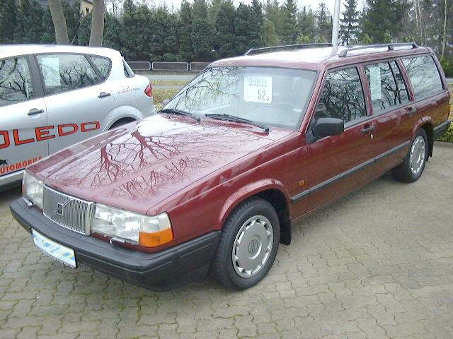Volvo () 940:  