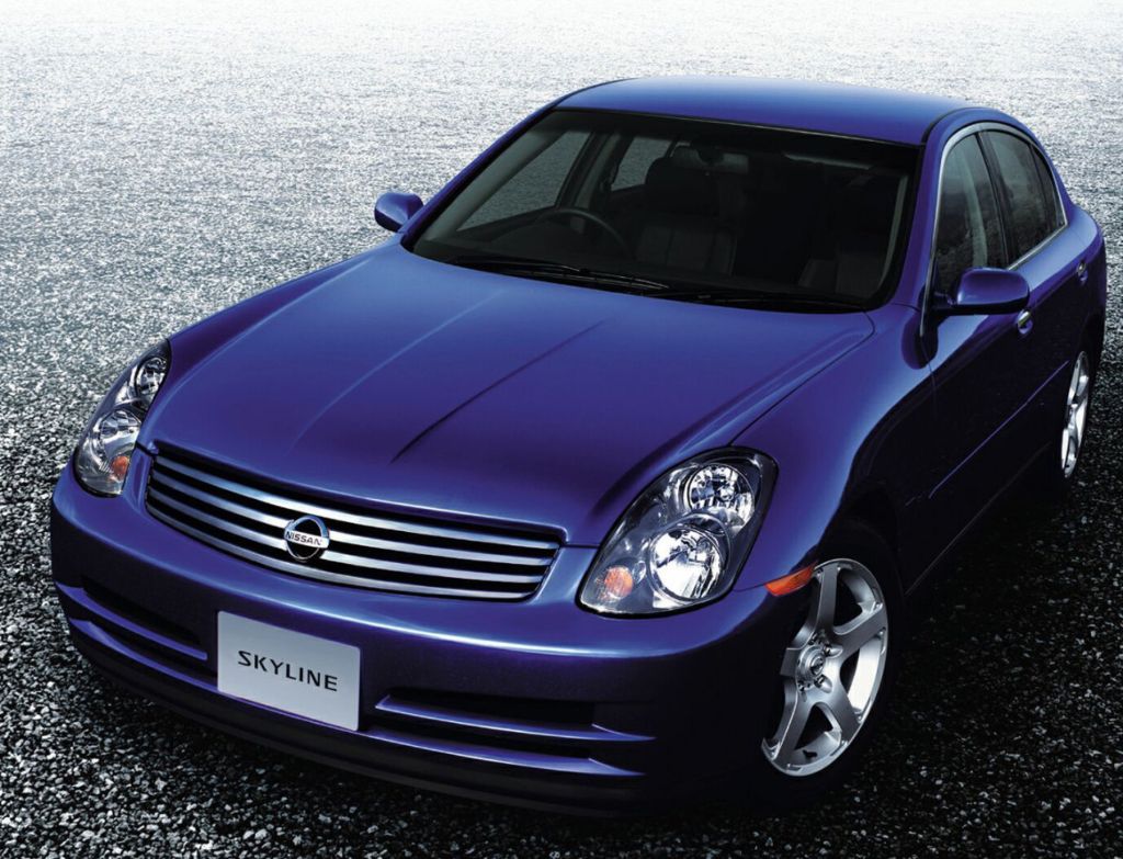 Nissan () Skyline XI (V35):  