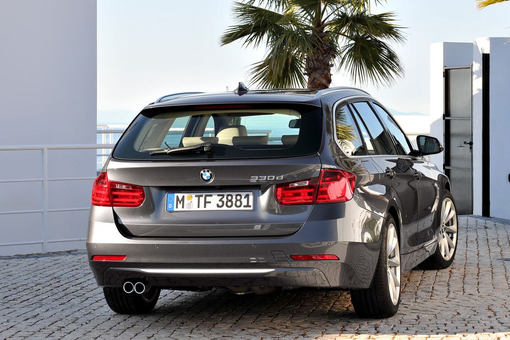 BMW () 3-Series (F31 Touring):  