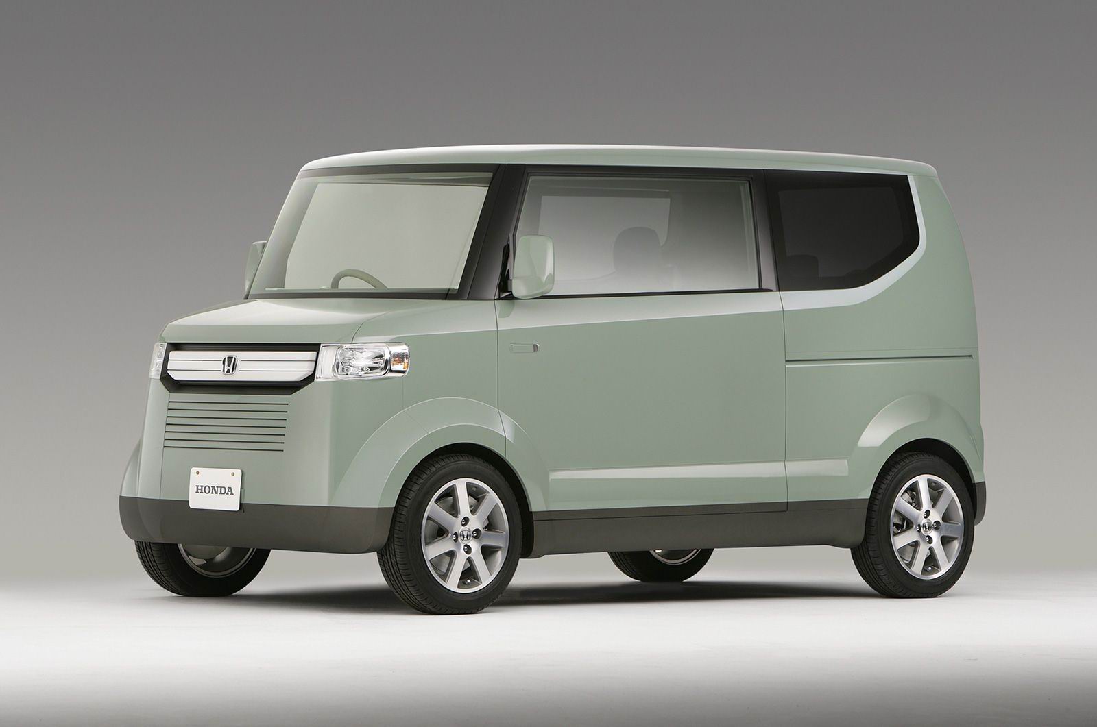 Honda () Step Bus Concept:  