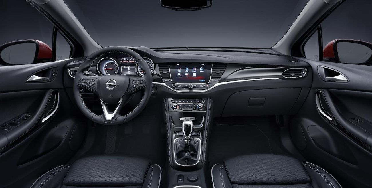 Opel () Astra K V hatchback:  