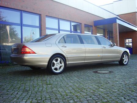Mercedes Benz () S-Class (W221):  