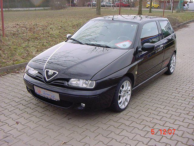 Alfa Romeo ( ) 145 (930):  