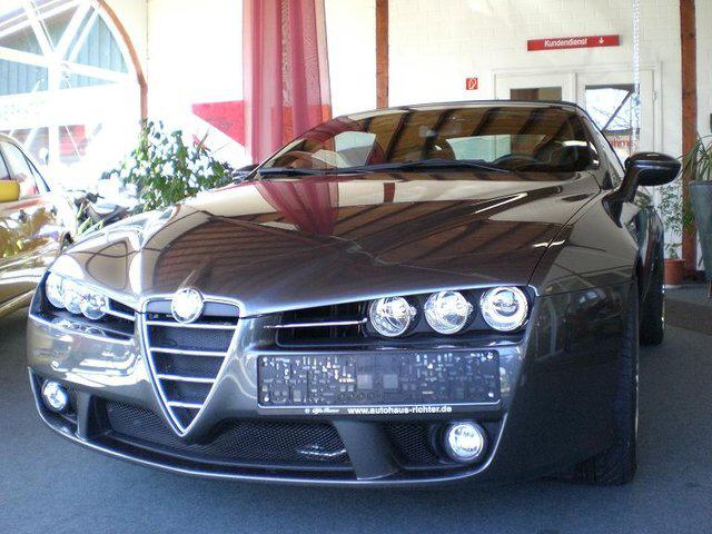 Alfa Romeo ( ) Spider VI (939):  