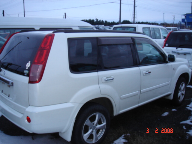 Nissan () X-Trail I (T30):  