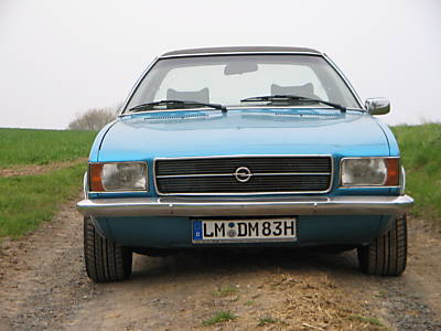Opel () Rekord D coupe:  