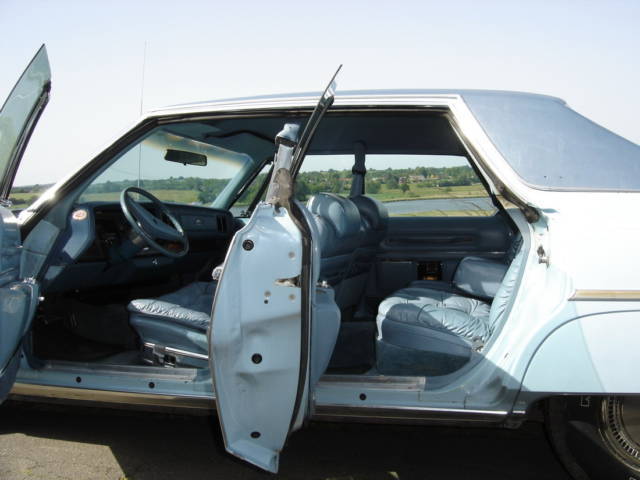 Chrysler () New Yorker, 1977:  
