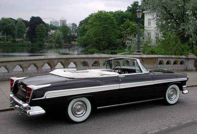 Chrysler () New Yorker Deluxe, 1955:  