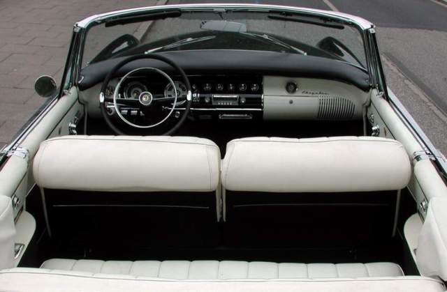 Chrysler () New Yorker Deluxe, 1955:  