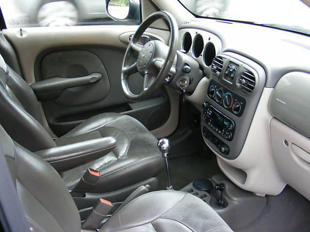 Chrysler () PT Cruiser:  