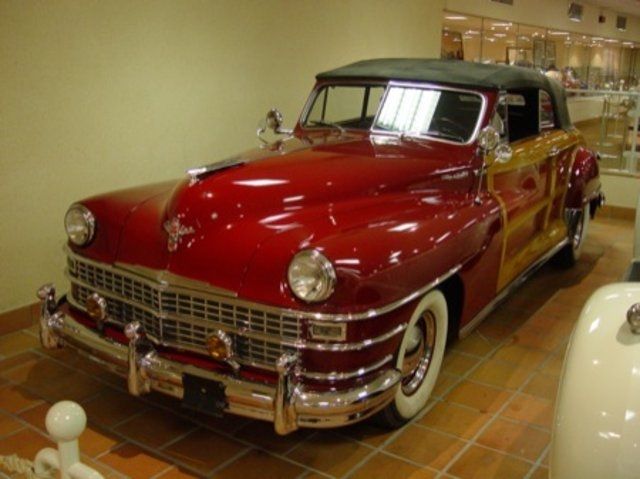 Chrysler () Town & Country Cabriolet, 1948:  