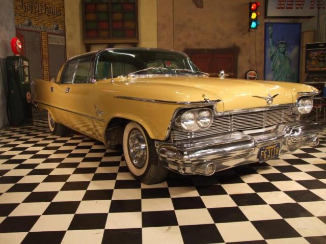 Chrysler () Imperial Crown Southampton, 1958:  