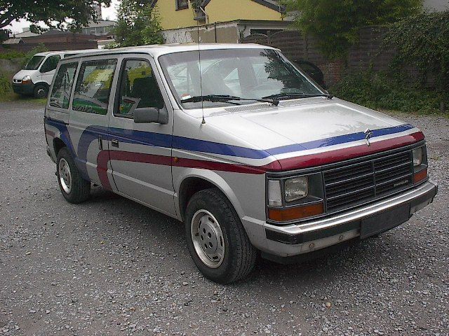 Chrysler () Voyager I (ES):  
