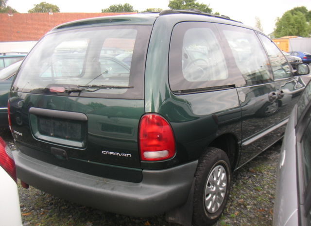 Chrysler () Voyager II (GS):  