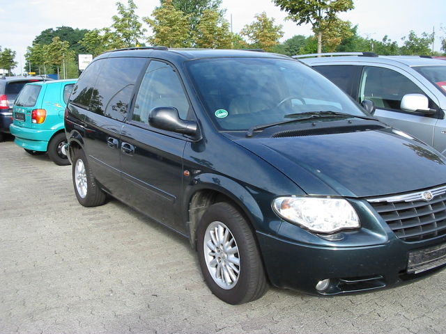 Chrysler () Voyager IV:  