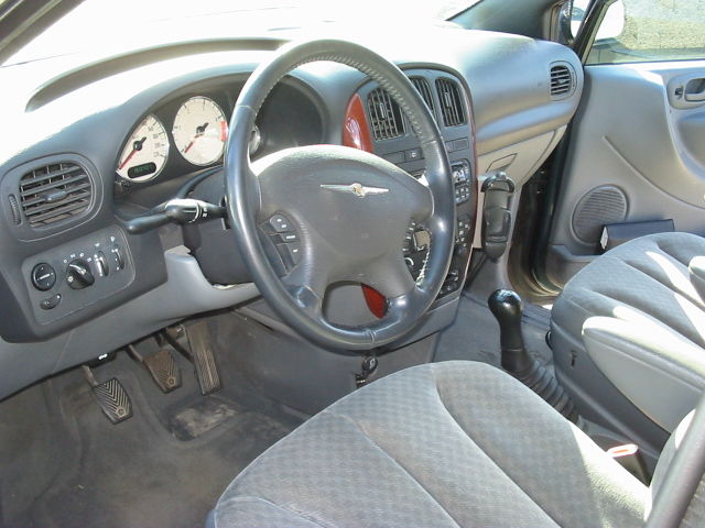 Chrysler () Voyager IV:  