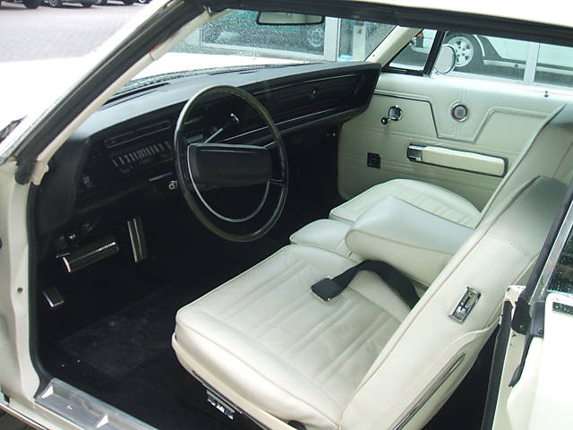 Chrysler () 300 Convertible, 1969:  
