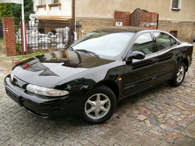 Chevrolet () Alero (GM P90):  