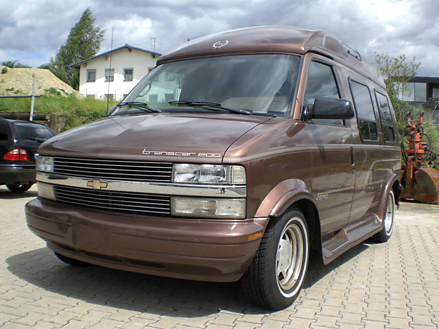 Chevrolet () Astro Van:  