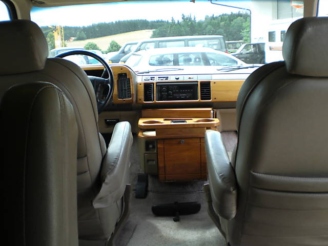 Chevrolet () Astro Van:  
