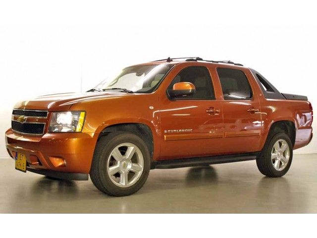 Chevrolet () Avalanche I:  