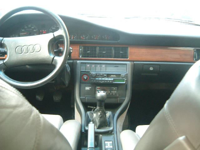 Audi () V8 (44_, 4C_):  