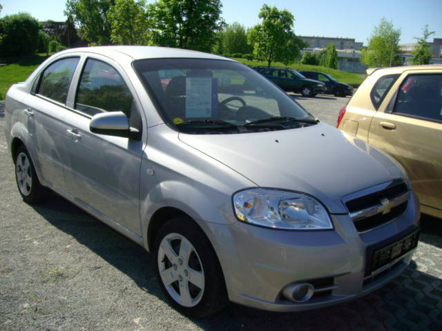 Chevrolet () Aveo I, T200:  