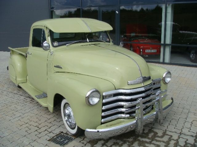Chevrolet () Chevy Van, 1952:  