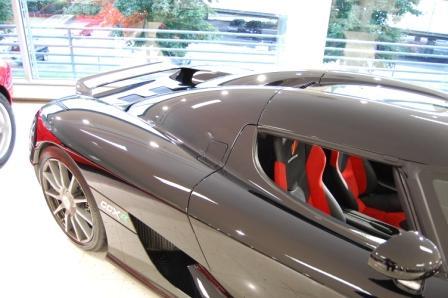 Koenigsegg (ʸ) CCXR:  