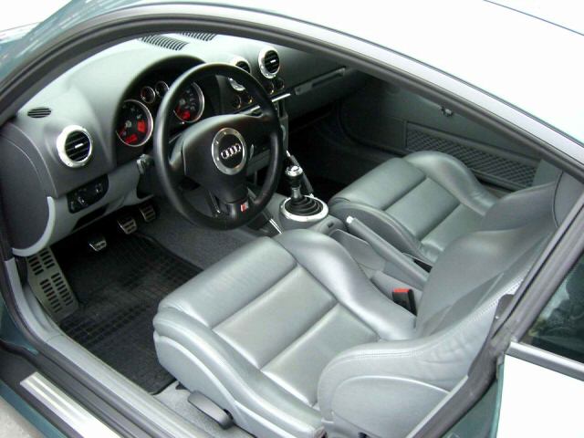 Audi () TT I (8N3):  