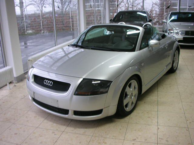 Audi () TT I Roadster (8N9):  
