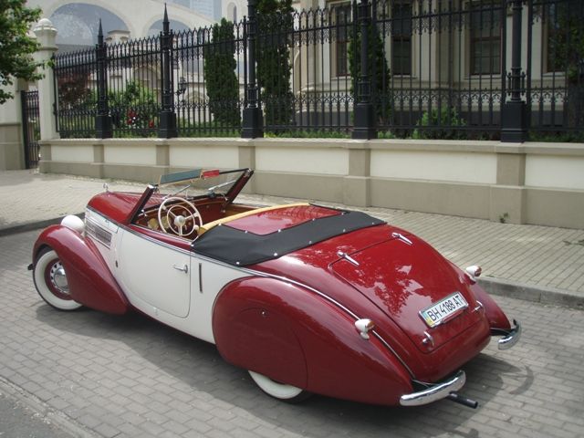 Steyr () 220 Sport:  