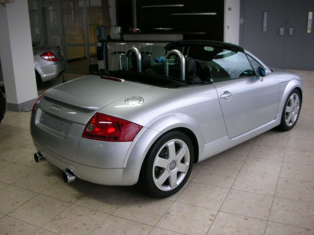 Audi () TT I Roadster (8N9):  