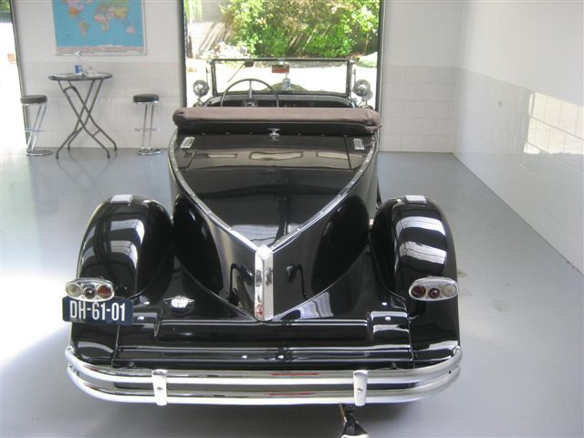 Packard (�������) Boattail Roadster, 1931: ���� ����������