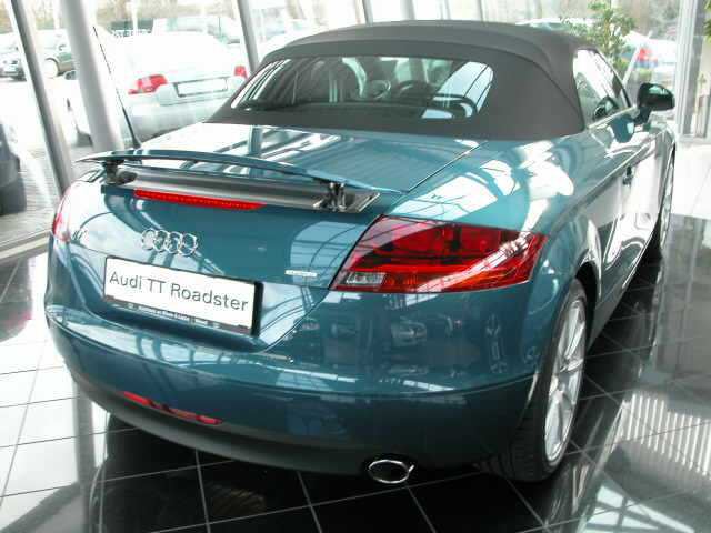 Audi () TT II Roadster (8J9):  