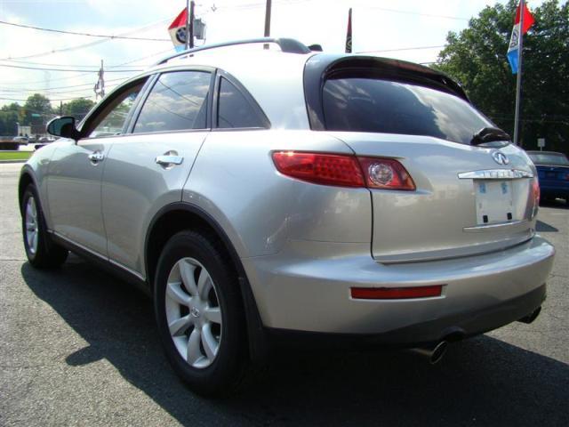 Infiniti () FX (S50):  