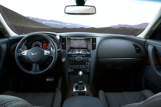 Infiniti () FX (S51):  