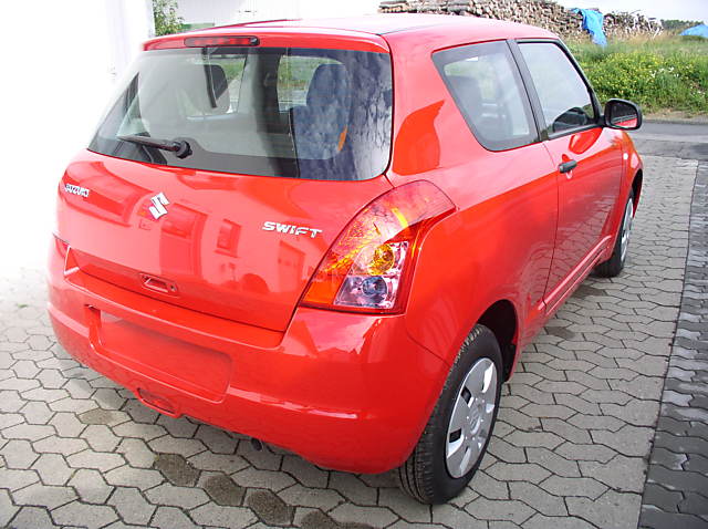 Suzuki () Swift lll:  
