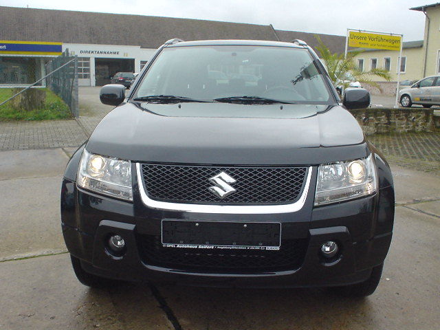 Suzuki () Grand Vitara II:  