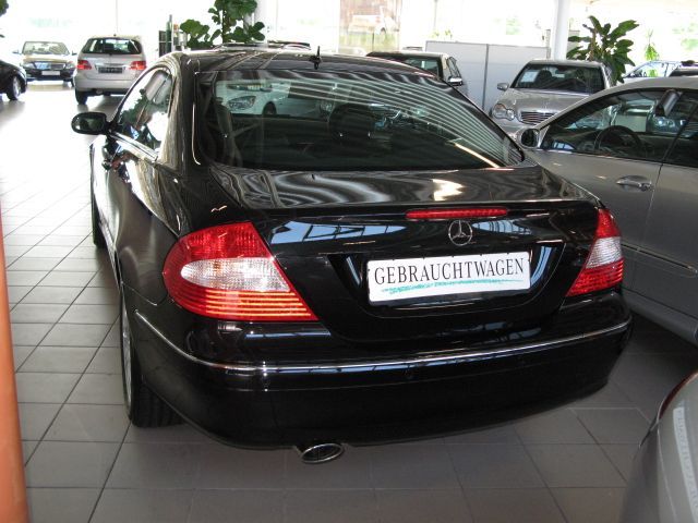 Mercedes Benz () CLK (C209):  