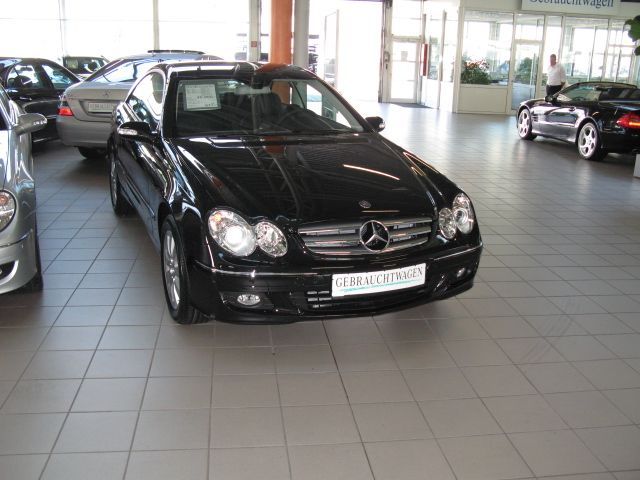 Mercedes Benz () CLK (C209):  