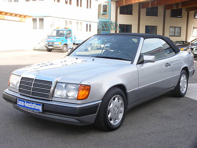 Mercedes Benz () Cabriolet (A124):  