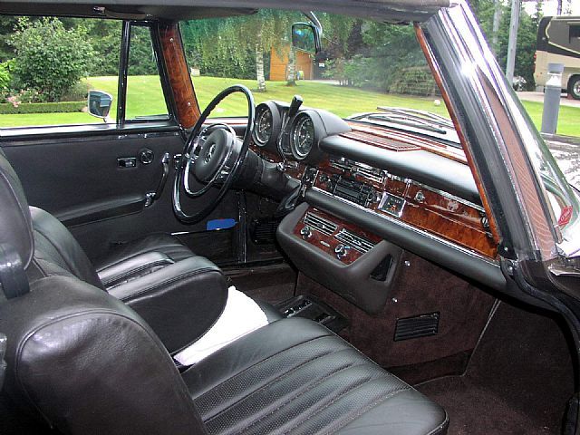 Mercedes Benz () Cabriolet (W111):  