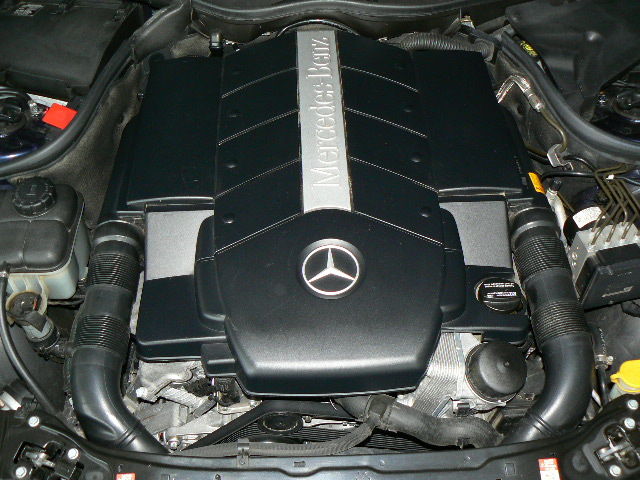 Mercedes Benz () CLK (A208) Cabrio:  